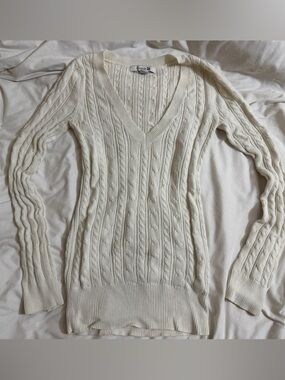 100% Cotton Cream Cable-Knit Sweater